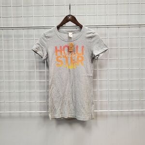 Hollister T-Shirt